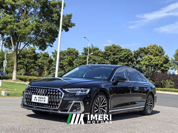 Audi A8 A8L 55 TFSI quattro flagship - автомобиль из Китая