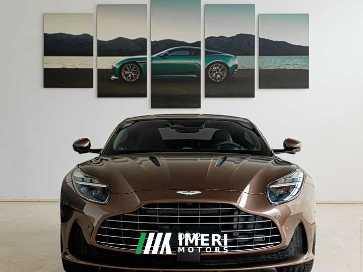 Aston Martin DB12 4.0T V8 Coupe - автомобиль из Китая