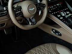 Aston Martin DB12 4.0T V8 Coupe - фото 8