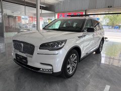 Lynk & Co Pilot 3.0T V6 four-wheel drive premium version - фото 1