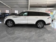 Lynk & Co Pilot 3.0T V6 four-wheel drive premium version - фото 3