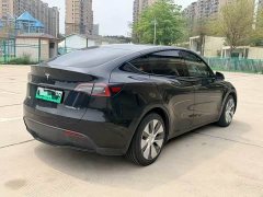 Tesla Model Y standard range rear-wheel drive version - фото 4