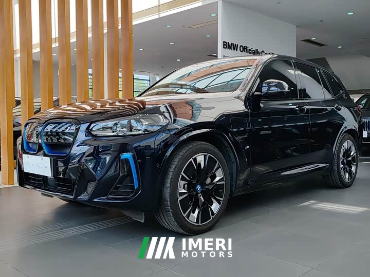 BMW iX3 2022 leading - автомобиль из Китая