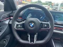 BMW 5 Series 530Li Leading M Sports Package - фото 19