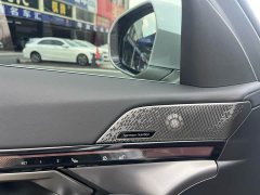 BMW 5 Series 530Li Leading M Sports Package - фото 8