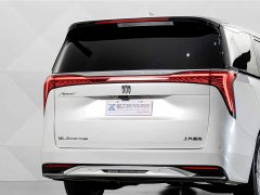 BMW Century 2.0T Six-Seater Yunshi Edition - фото 8