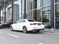 Mercedes-Benz E-Class E 300 L Sporty and Fashionable - фото 4