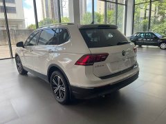 Volkswagen Tiguan L 330TSI automatic two-wheel drive smart version - фото 12