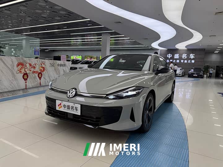 Lynk & Co Lingdu 2026 Lingdu L GTS 380TSI Lingfeng Million Commemorative Edition - автомобиль из Китая