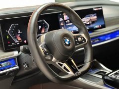 BMW 7 Series 2023 735Li M Sports Package - фото 7