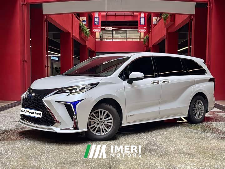 Toyota SIENNA 2.5L Hybrid Comfort Edition