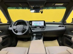 Lexus ES 2023 200 Excellence Edition - фото 11