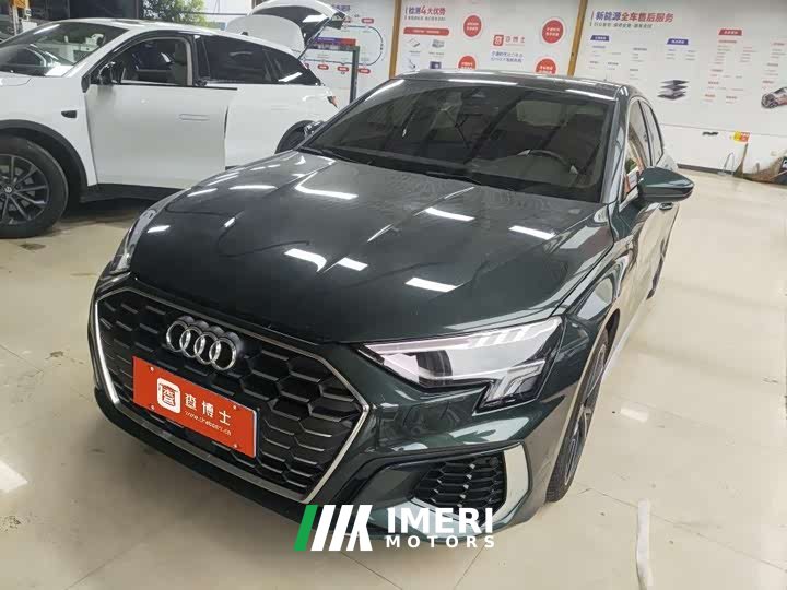 Audi A3 Sportback 35 TFSI stylish and sporty - автомобиль из Китая