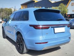 Li Auto ONE Extended-Range 6-Seater - фото 3