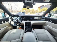 Li Auto ONE Extended-Range 6-Seater - фото 7