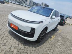 Li Auto Ideal L8 Max smart refresh version - фото 1