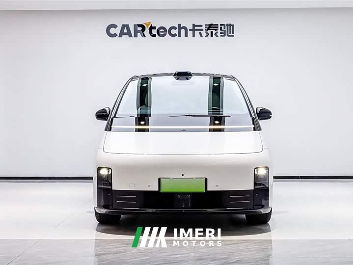 Li Auto Ideal MEGA Ultra - автомобиль из Китая