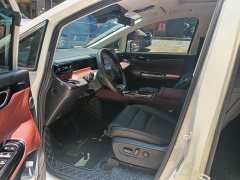 Trumpchi E8 PHEV 150km MAX - фото 5