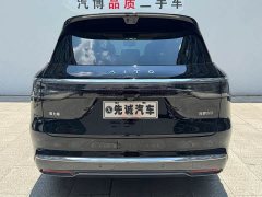 AITO Wenjie M8 extended range Ultra version 53.4kWh 5-seater version (192-line lidar) - фото 6