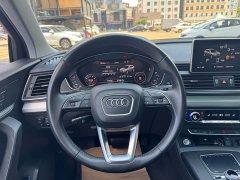 Audi Q5L 2020 40 TFSI enjoys fashionable style - фото 16