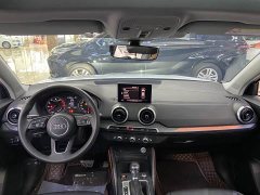 Audi Q2L 35 TFSI Enterprising and Elegant - фото 9