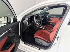 Audi A3 A3L Limousine 35TFSI Flying Spur Exclusive - фото 7