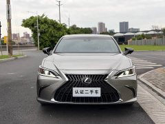 Lexus ES 2023 200 Excellence Edition - фото 1