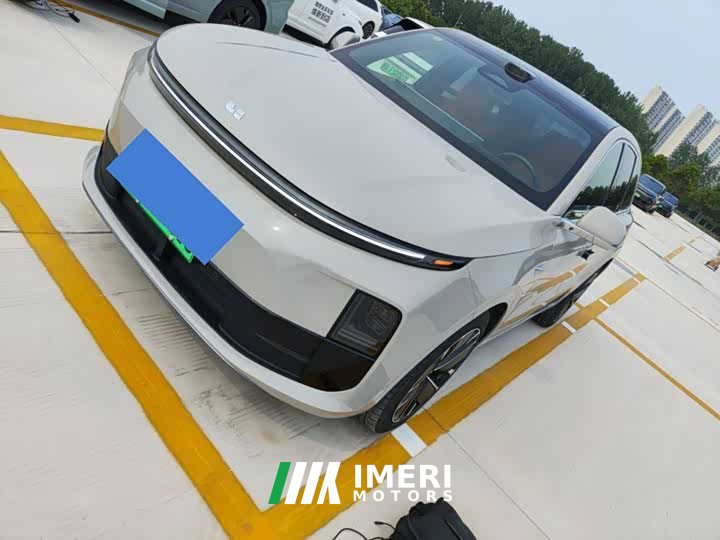 Li Auto Ideal L6 Max smart refresh version