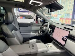 Zeekr 7X 100kWh long-range rear-wheel drive smart driving version - фото 11