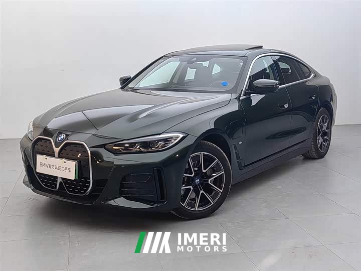 BMW i4 2023 eDrive35 - автомобиль из Китая