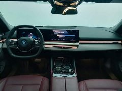 BMW i5 2024 eDrive 35L Luxury Package - фото 7