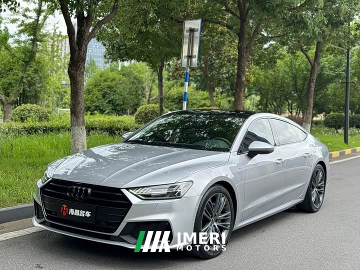 Audi A7 2023 45 TFSI Premium Selection - автомобиль из Китая
