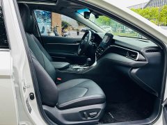 Toyota Camry 2021 2.5G Deluxe Edition - фото 17