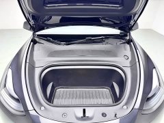 Tesla Model Y 2024 rear-wheel drive version - фото 9