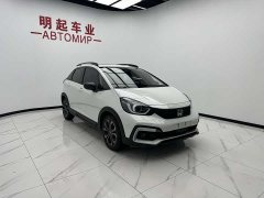 Lynk & Co LIFE 2021 1.5L CVT CRO-SS Smart Edition - фото 3