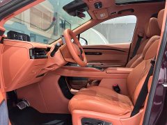 Lynk & Co Hyper HT 825 Max - фото 5