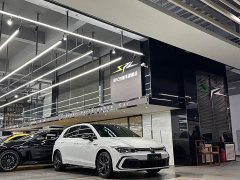 Volkswagen Golf 280TSI DSG R-Line - фото 1