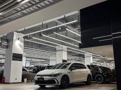 Volkswagen Golf 280TSI DSG R-Line - фото 3