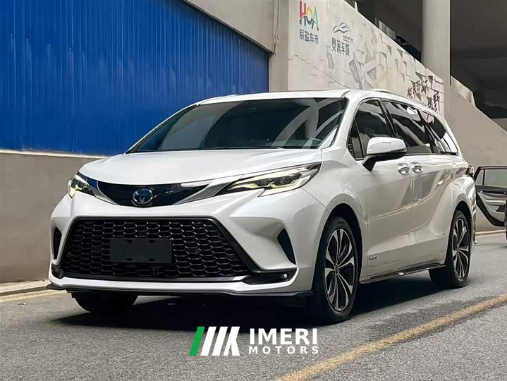 Lexus Grevia 2022 2.5L hybrid flagship version - автомобиль из Китая