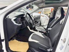 Volkswagen Polo 2023 facelift Plus 1.5L automatic colorful technology version - фото 7