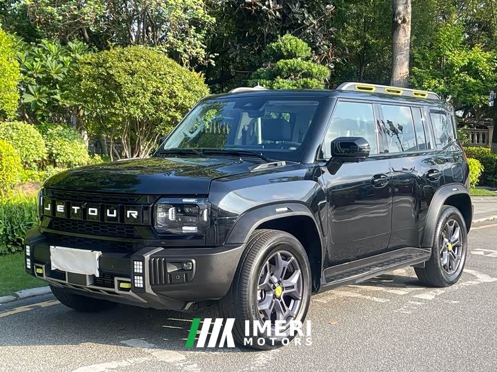 Jetour Traveler 2.0T four-wheel drive crossover PRO - автомобиль из Китая
