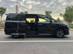 Hongqi HQ9 PHEV 2024 2.0T AWD Business Edition - фото 8