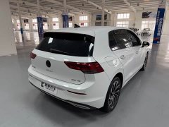 Volkswagen Golf 2021 200TSI DSG Pro - фото 4