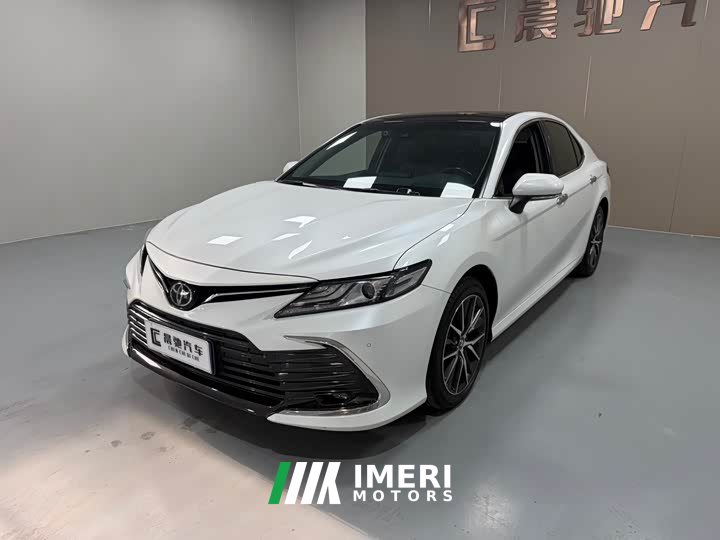 Toyota Camry 2021 2.5G Deluxe Edition - автомобиль из Китая