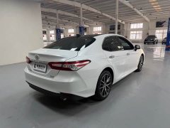 Toyota Camry 2021 2.5G Deluxe Edition - фото 4