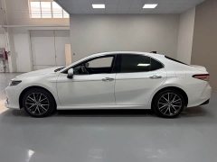 Toyota Camry 2021 2.5G Deluxe Edition - фото 7