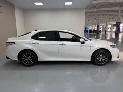 Toyota Camry 2021 2.5G Deluxe Edition - фото 8