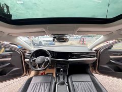 Volkswagen Passat 2023 330TSI Luxury Edition - фото 13