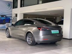 Tesla Model 3 2022 rear-wheel drive version - фото 9