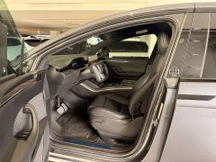 Tesla Model X dual-motor all-wheel drive version - фото 4